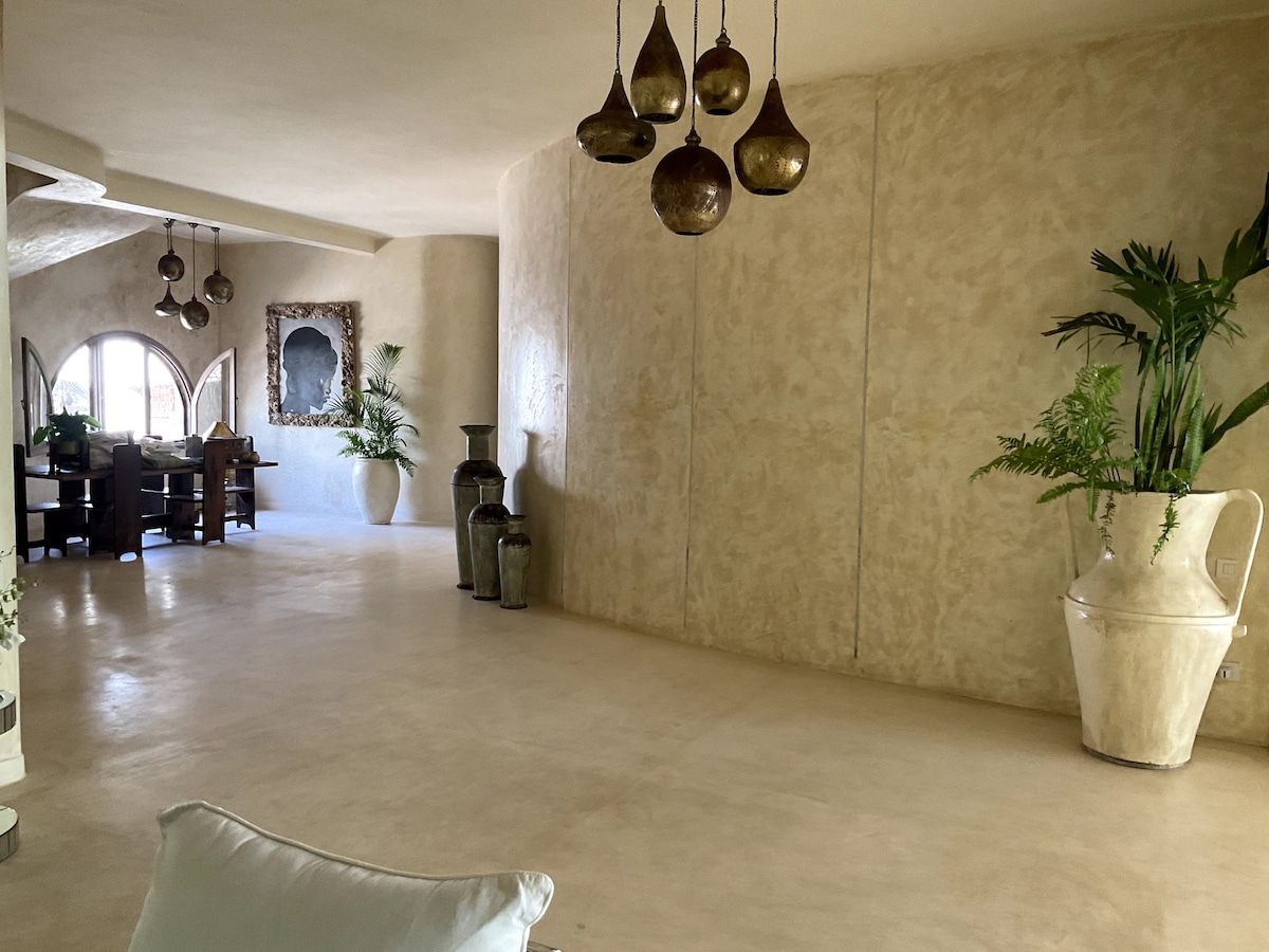 Living & Dining